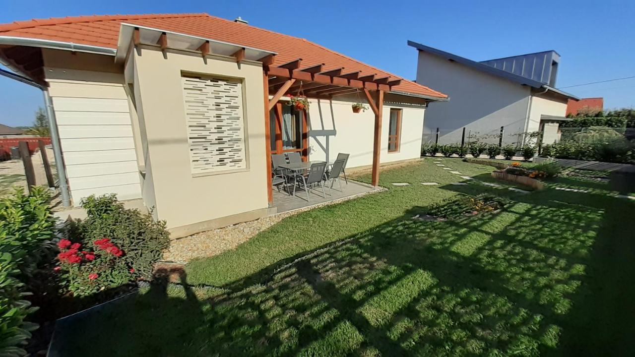 Bibic Apartman A Kapolnasnyek Zewnętrze zdjęcie